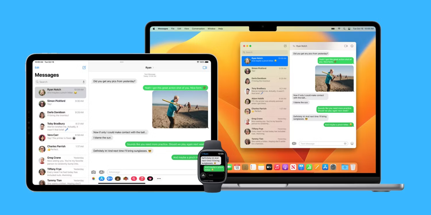 iPad, Apple Watch và Mac được đặt cạnh nhau