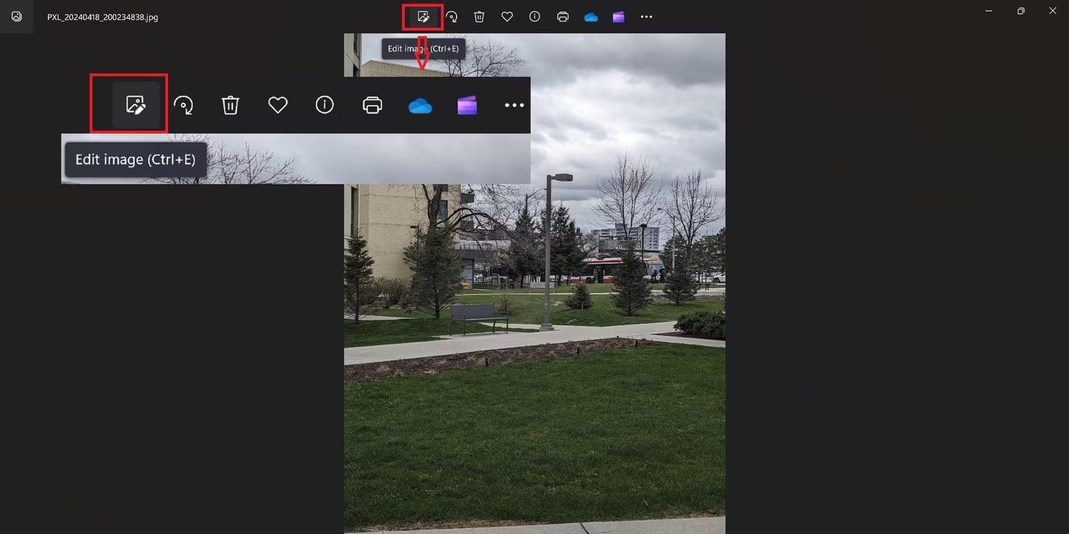 Nút Edit image trong ứng dụng Windows Photos