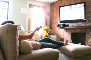 TOP 10 Đoạn văn Write a paragraph of about 50 words about your TV-viewing habits (siêu hay) (ảnh 1)