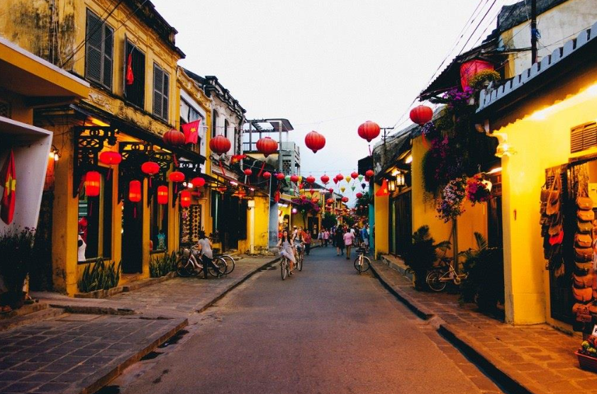 TOP 10 Đoạn văn Write a website advertisement for an ecotour to Hoi An villages (siêu hay) (ảnh 1)