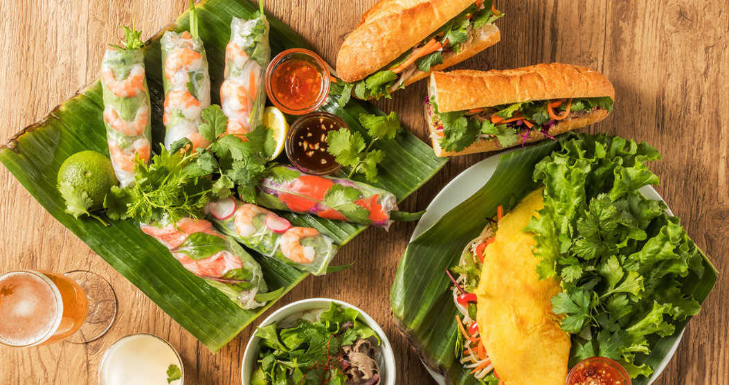 TOP 10 Đoạn văn Write a paragraph about two of the dishes from your country (siêu hay) (ảnh 1)